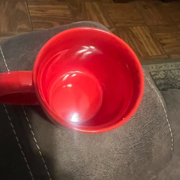 Starbucks 2024 Swirl Red Coffee Tea Mug Cup 11 Fl oz - Picture 3 of 4